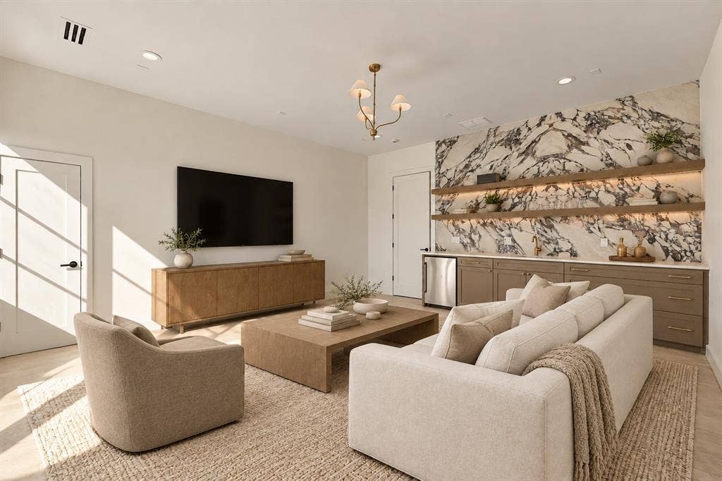 5735 Goodwin Avenue, Dallas, TX 75206 5735 Goodwin Avenue, Dallas, TX 75206