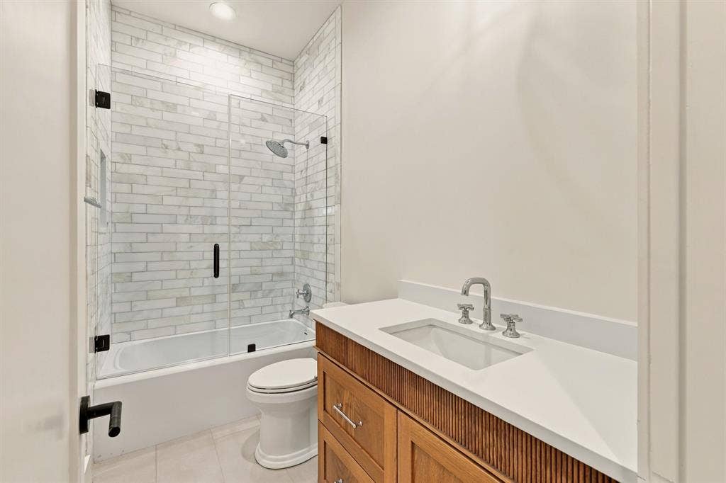 5735 Goodwin Avenue, Dallas, TX 75206 5735 Goodwin Avenue, Dallas, TX 75206