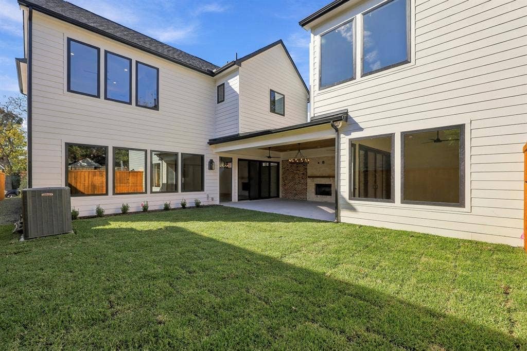5735 Goodwin Avenue, Dallas, TX 75206 5735 Goodwin Avenue, Dallas, TX 75206
