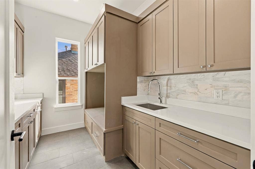 5735 Goodwin Avenue, Dallas, TX 75206 5735 Goodwin Avenue, Dallas, TX 75206