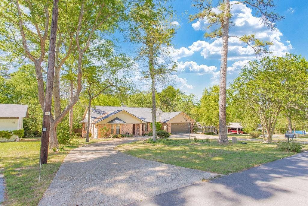 1208 Hilltop Run, Hideaway, TX 75771 1208 Hilltop Run, Hideaway, TX 75771