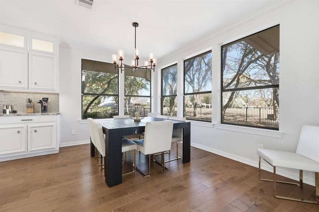 5806 Bent Trail, Dallas, TX 75248 5806 Bent Trail, Dallas, TX 75248