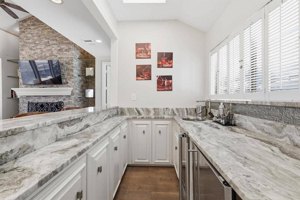 5806 Bent Trail, Dallas, TX 75248 5806 Bent Trail, Dallas, TX 75248