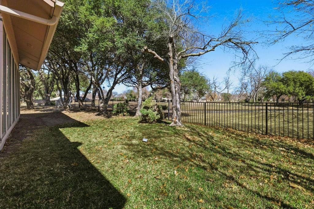 5806 Bent Trail, Dallas, TX 75248 5806 Bent Trail, Dallas, TX 75248