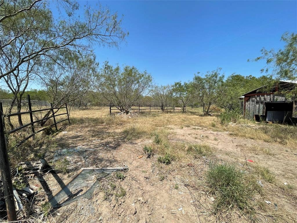 7976 Bear Hill Road, Royse City, TX 75189