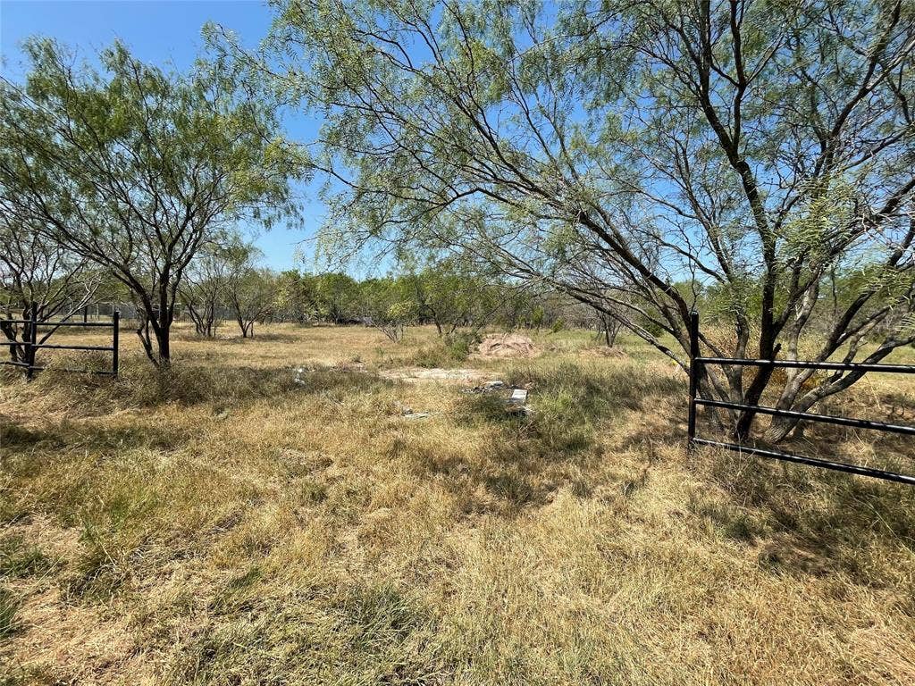 7976 Bear Hill Road, Royse City, TX 75189