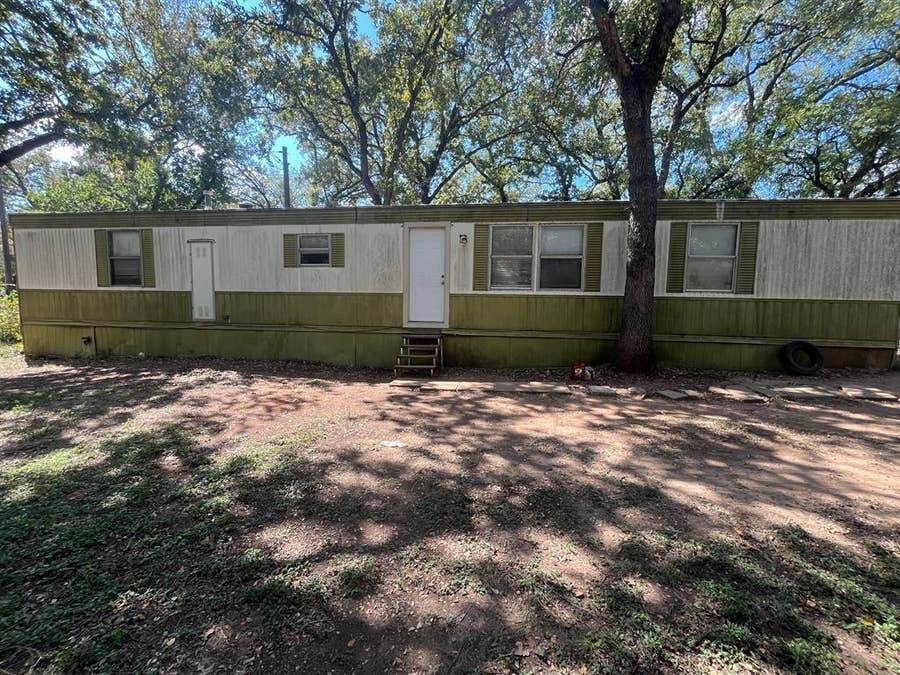 Property photo for 3011 Post Oak Street, Granbury, TX