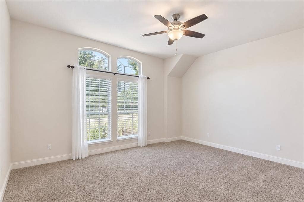 Secondary primary bedroom unfurnished