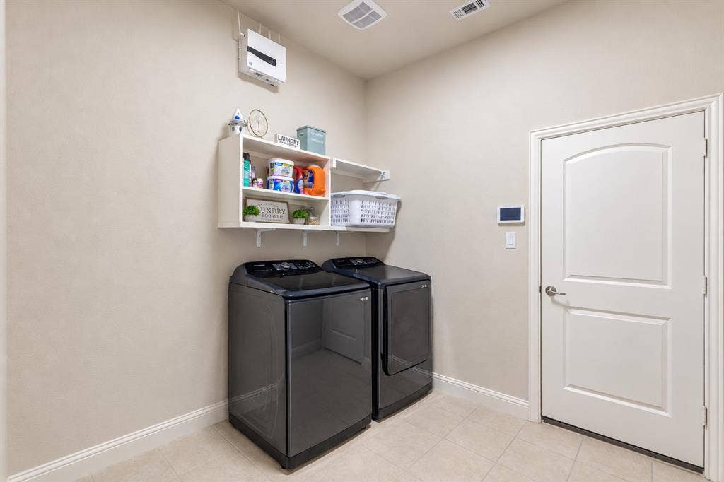 Spacious laundry room