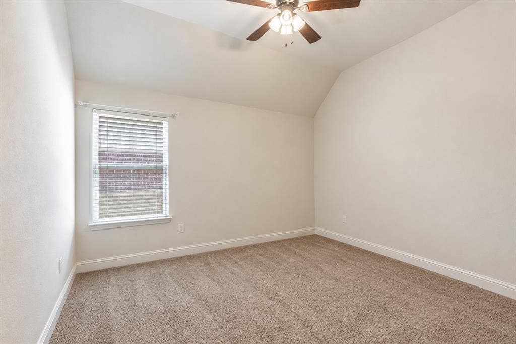 Bedroom 3 unfurnished