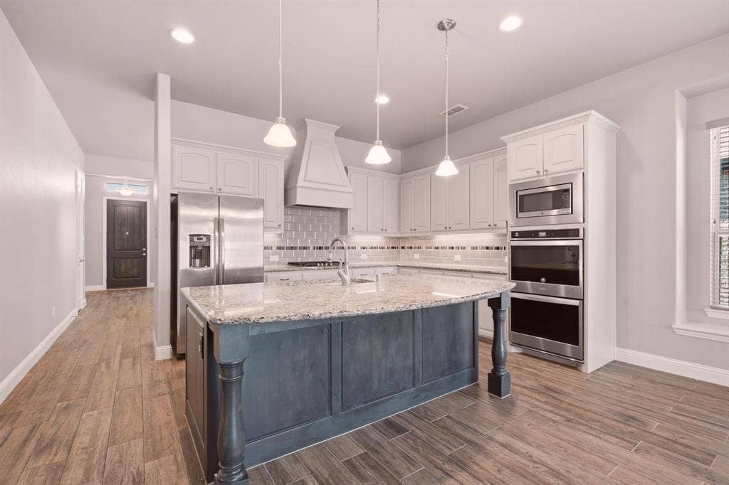 605 Brook Drive, Anna, TX 75409 double ovens and built in microwave