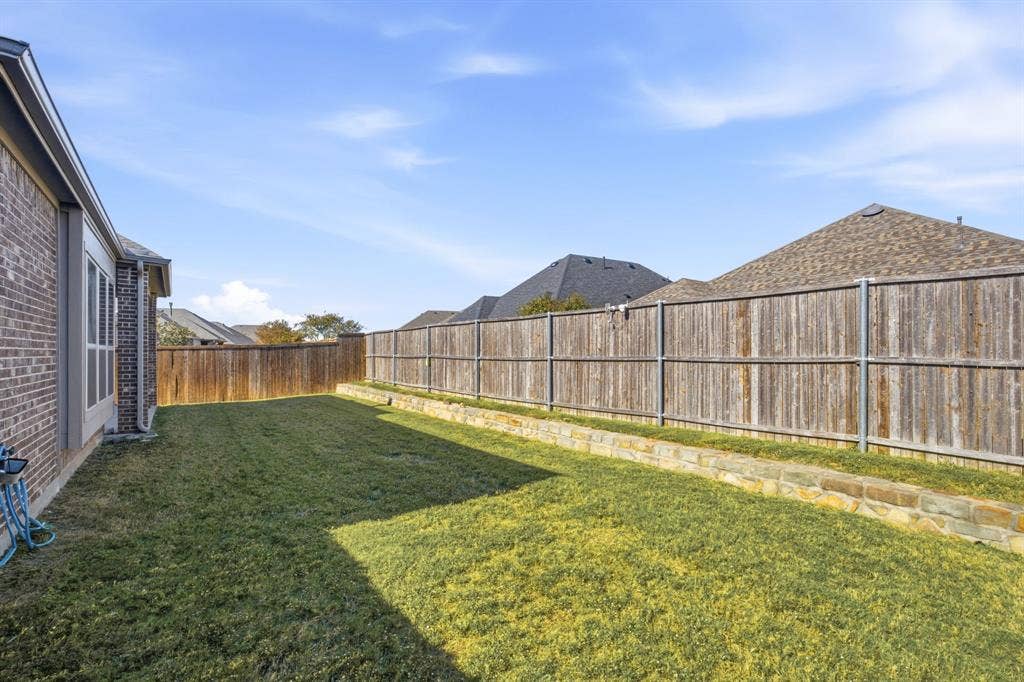 605 Brook Drive, Anna, TX 75409 back yard