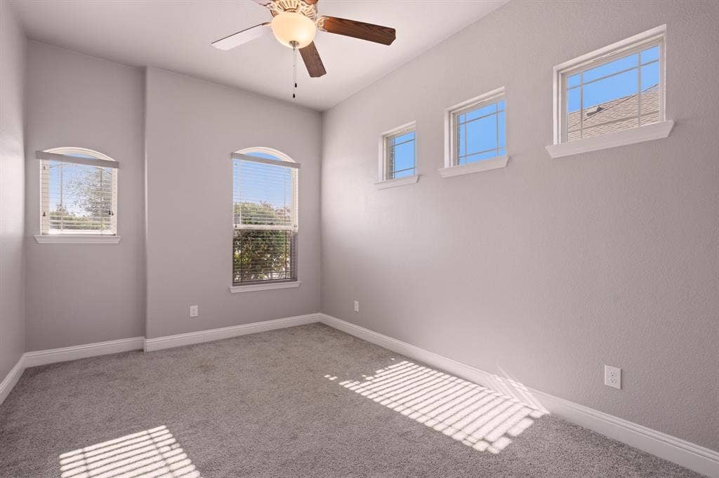 605 Brook Drive, Anna, TX 75409 flex space could be office or bedroom off entry way