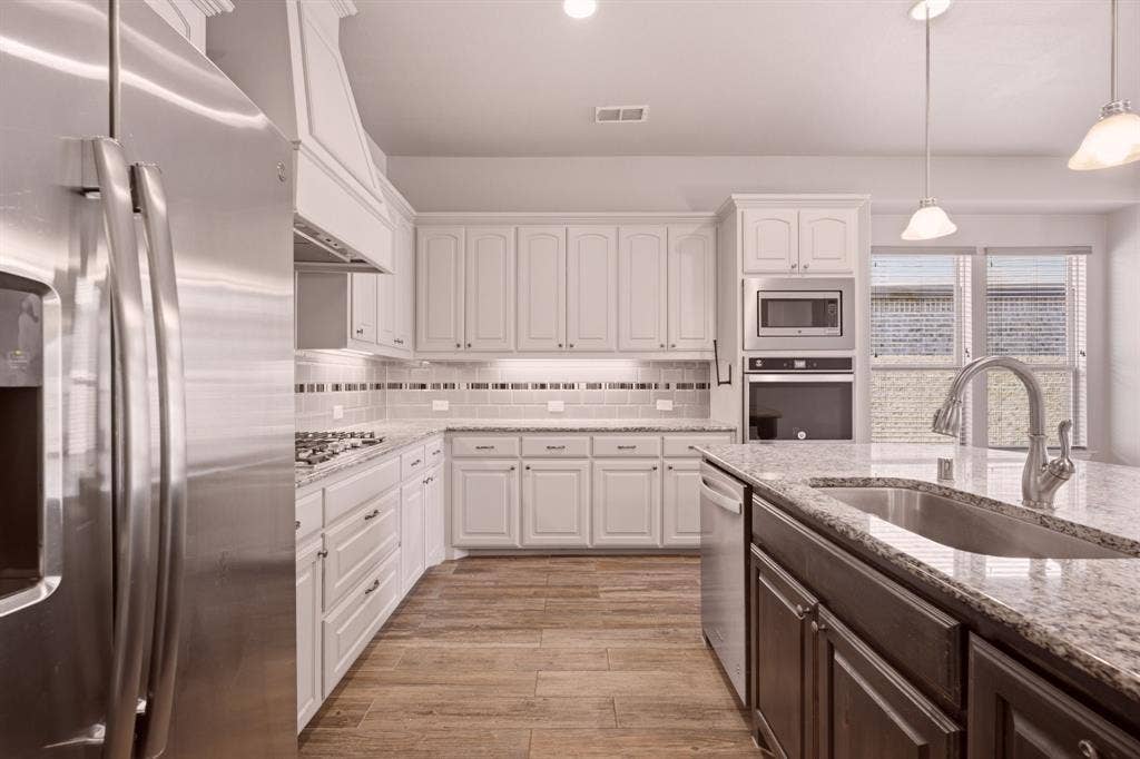 605 Brook Drive, Anna, TX 75409 designer finishes ss appliances
