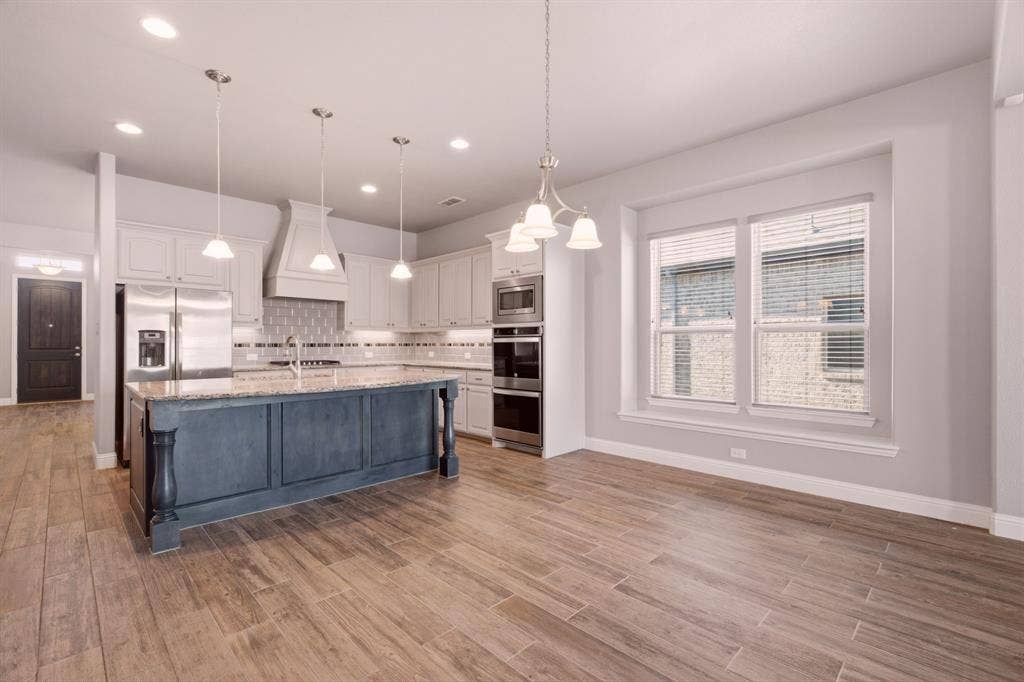 605 Brook Drive, Anna, TX 75409 605 Brook Drive, Anna, TX 75409