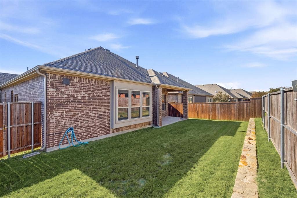 605 Brook Drive, Anna, TX 75409 back yard