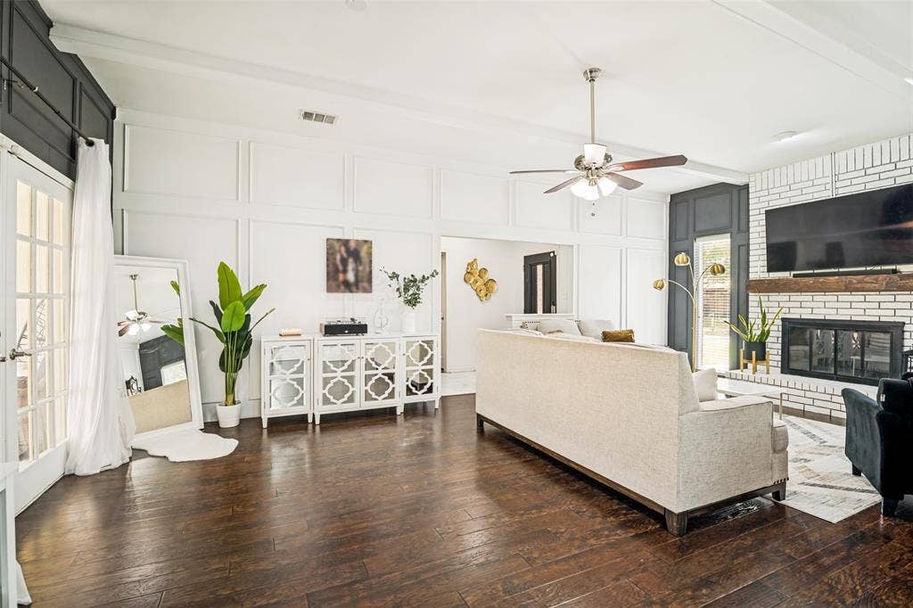 3701 Christopher Drive, Rowlett, TX 75088 3701 Christopher Drive, Rowlett, TX 75088