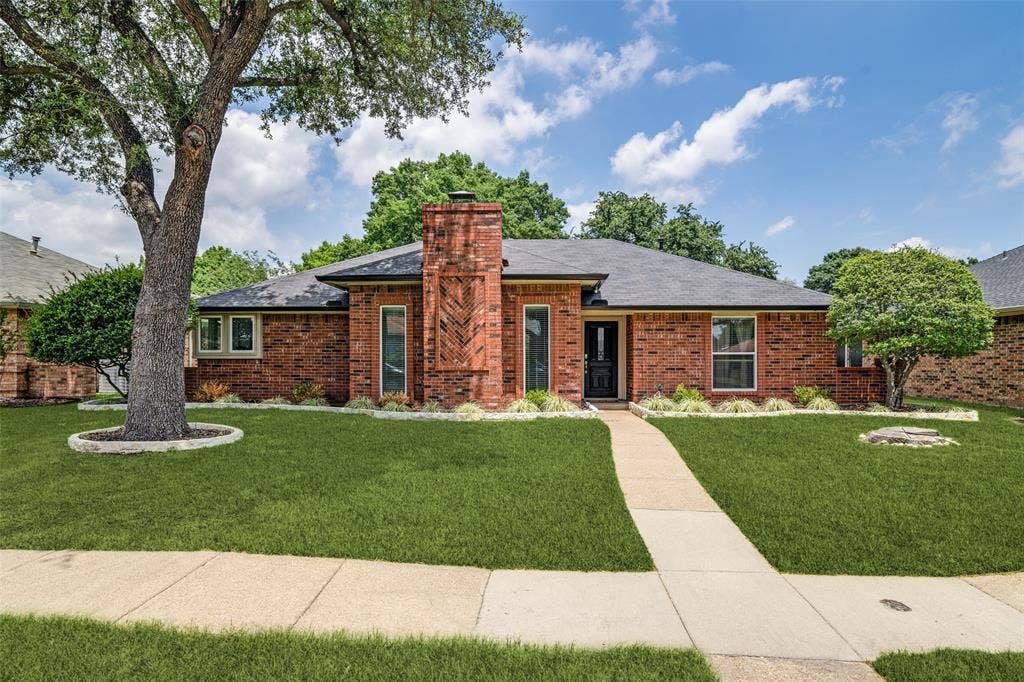 3701 Christopher Drive, Rowlett, TX 75088 3701 Christopher Drive, Rowlett, TX 75088