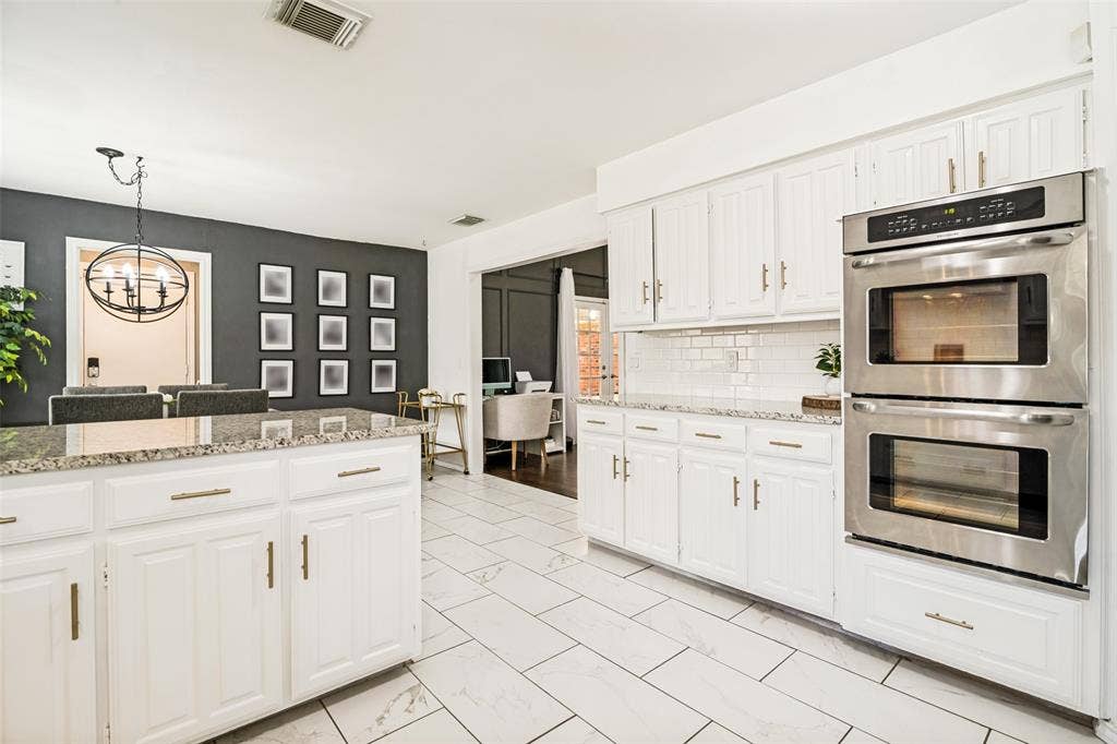 3701 Christopher Drive, Rowlett, TX 75088 3701 Christopher Drive, Rowlett, TX 75088