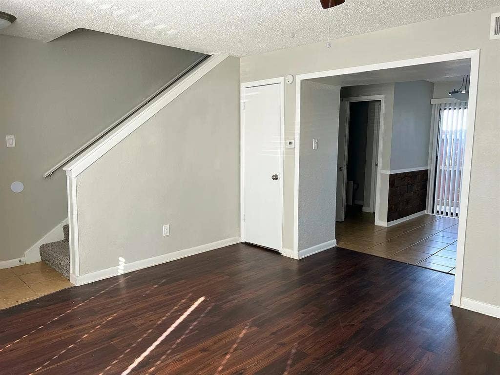 514 E Belt Line Road, #A1, DeSoto, TX 75115 514 E Belt Line Road, #A1, DeSoto, TX 75115