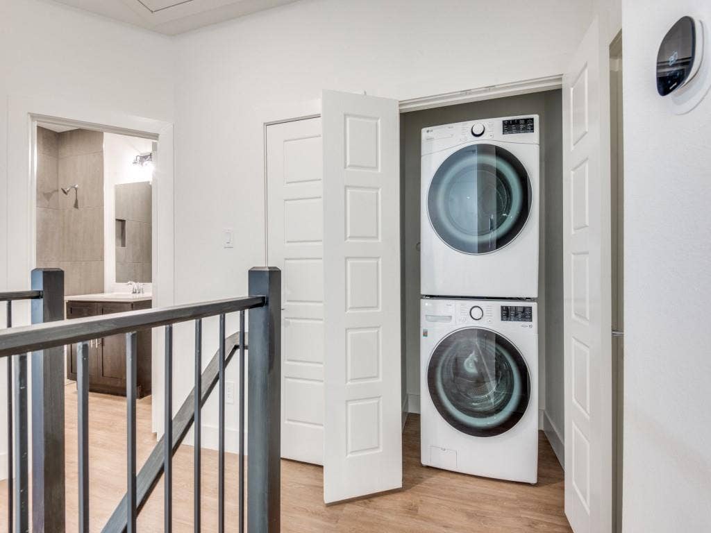 7330 Bree Court, Dallas, TX 75235 7330 Bree Court, Dallas, TX 75235