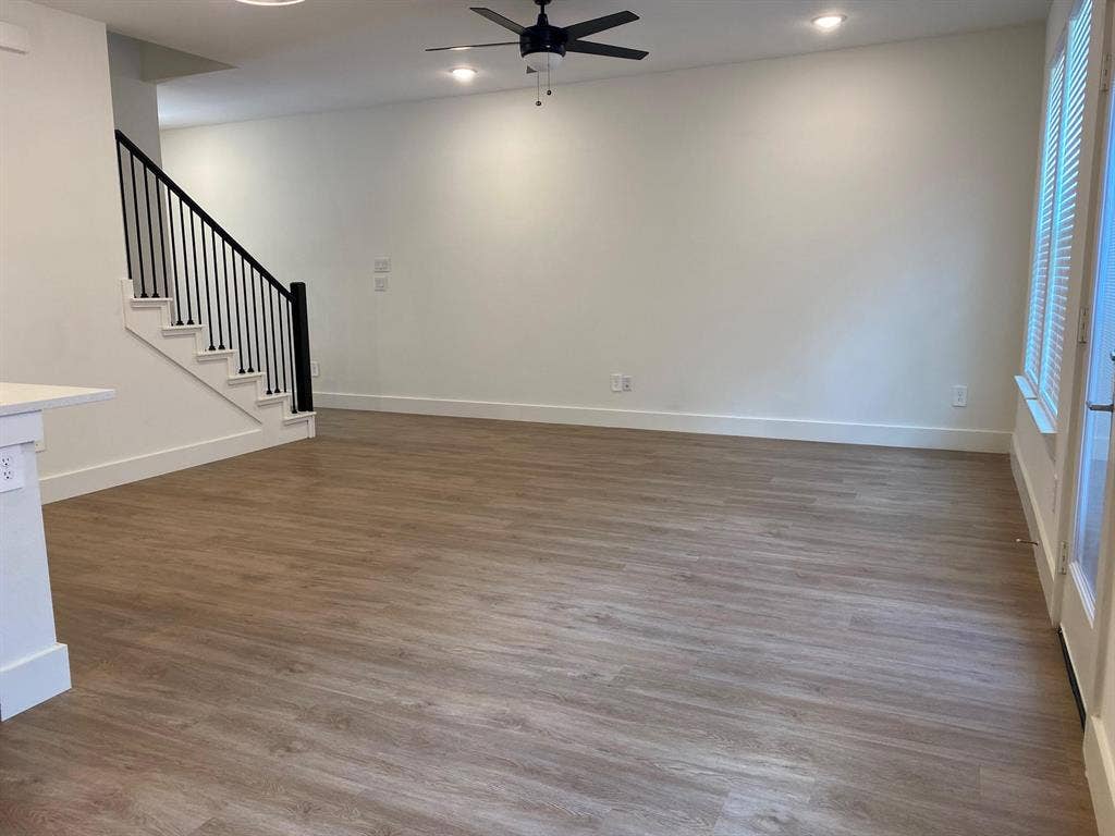7330 Bree Court, Dallas, TX 75235 7330 Bree Court, Dallas, TX 75235