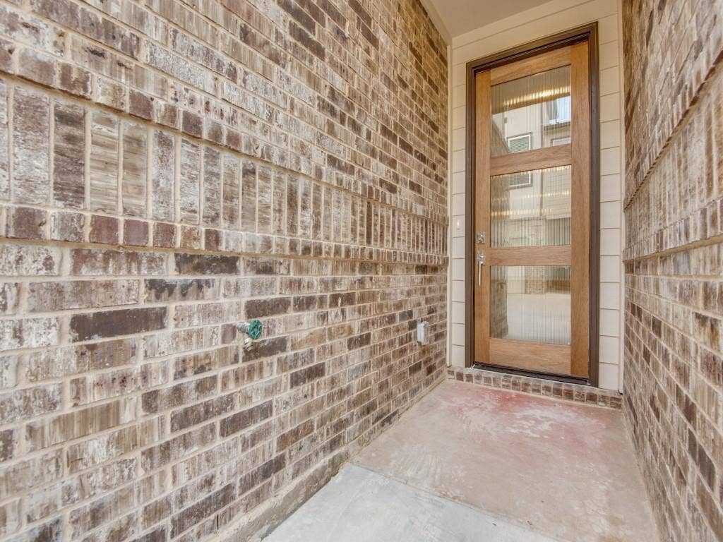 7330 Bree Court, Dallas, TX 75235 7330 Bree Court, Dallas, TX 75235
