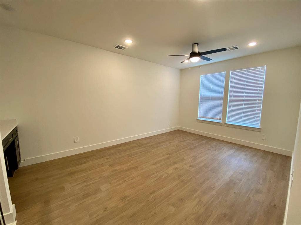 7330 Bree Court, Dallas, TX 75235 7330 Bree Court, Dallas, TX 75235