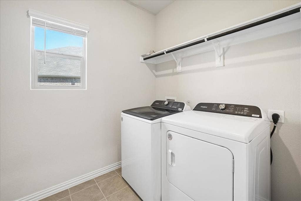 671 Briar Drive, Lavon, TX 75166 671 Briar Drive, Lavon, TX 75166