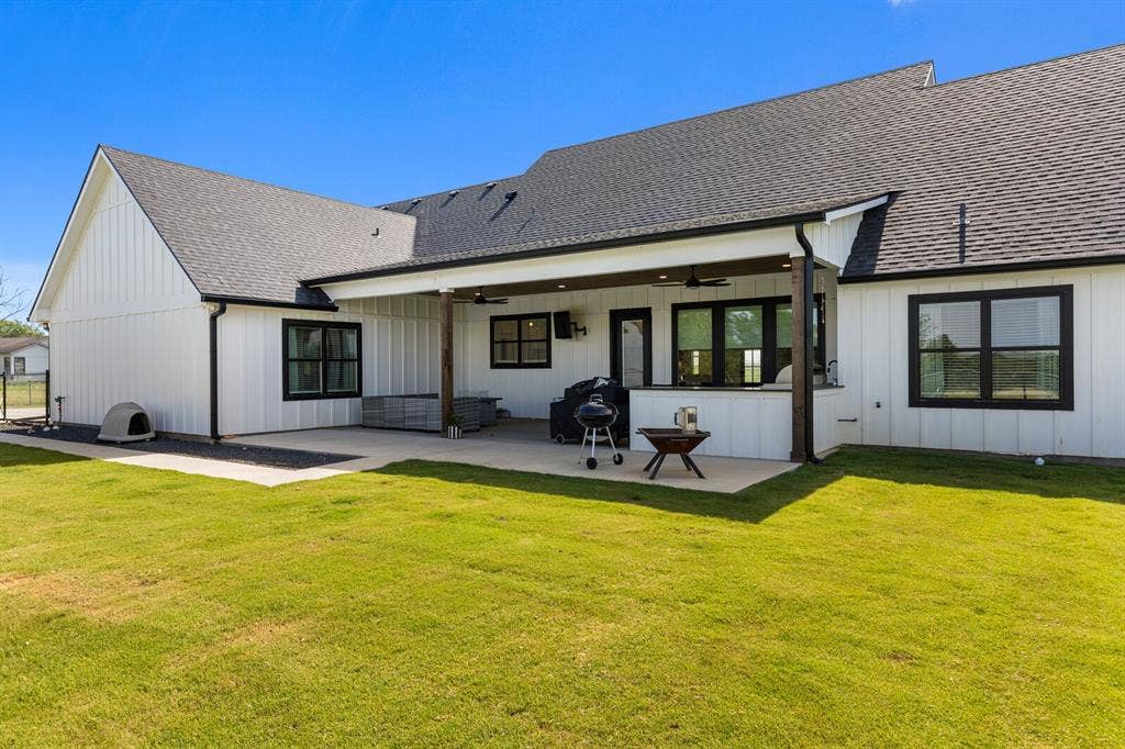 11683 Old Dallas Road, West, TX 76691 11683 Old Dallas Road, West, TX 76691