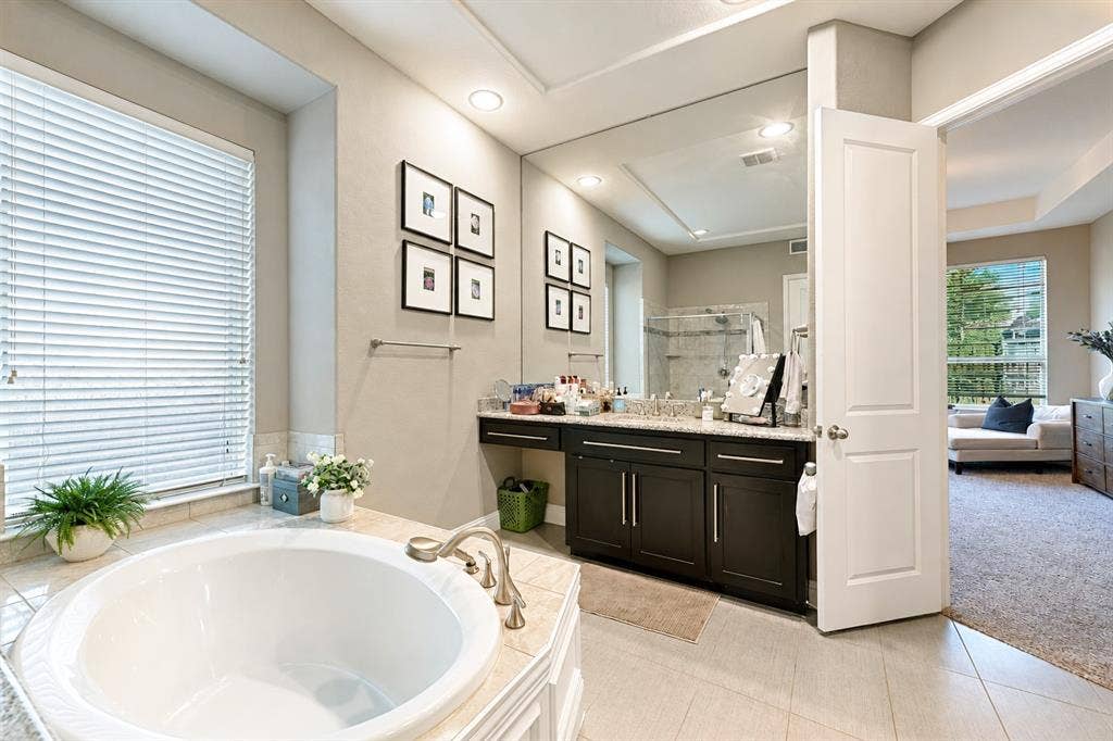 12810 Avanti Drive, Frisco, TX 75035 12810 Avanti Drive, Frisco, TX 75035