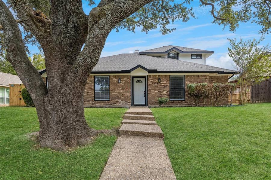 Property photo for 6536 Bronze Leaf Drive, Plano, TX