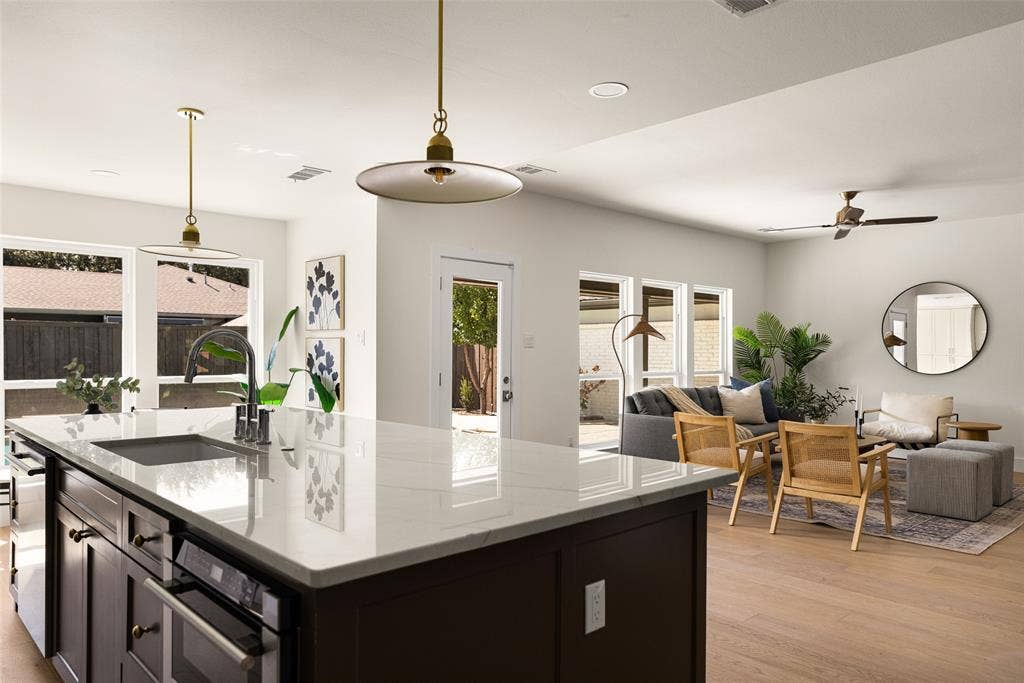 7736 Bantry Lane, Dallas, TX 75248 7736 Bantry Lane, Dallas, TX 75248