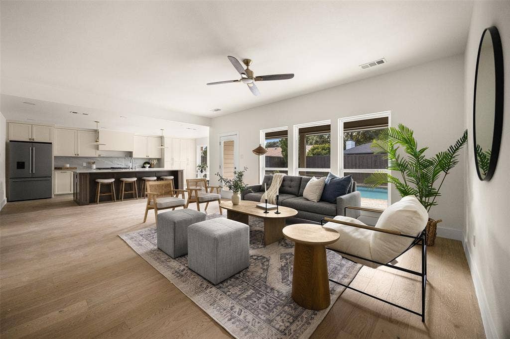 7736 Bantry Lane, Dallas, TX 75248 7736 Bantry Lane, Dallas, TX 75248