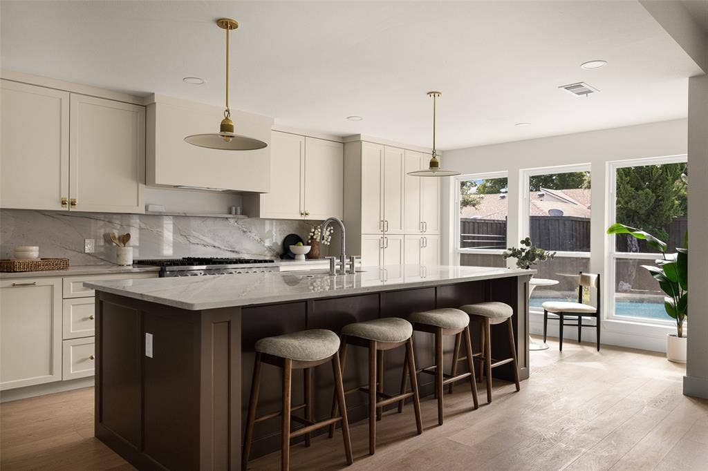 7736 Bantry Lane, Dallas, TX 75248 7736 Bantry Lane, Dallas, TX 75248