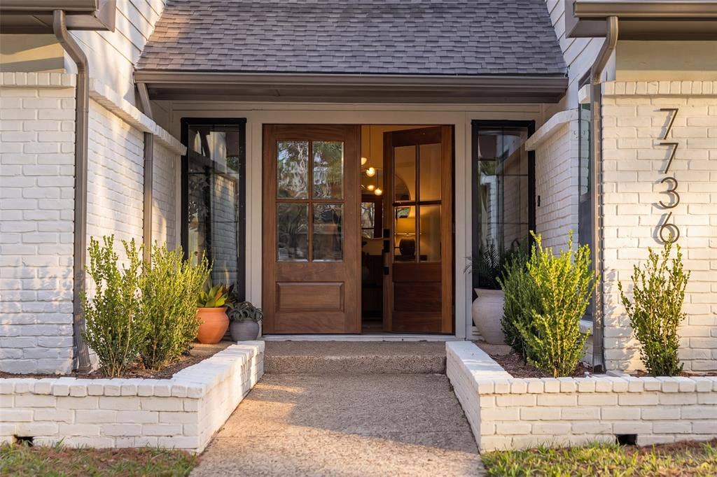 7736 Bantry Lane, Dallas, TX 75248 7736 Bantry Lane, Dallas, TX 75248