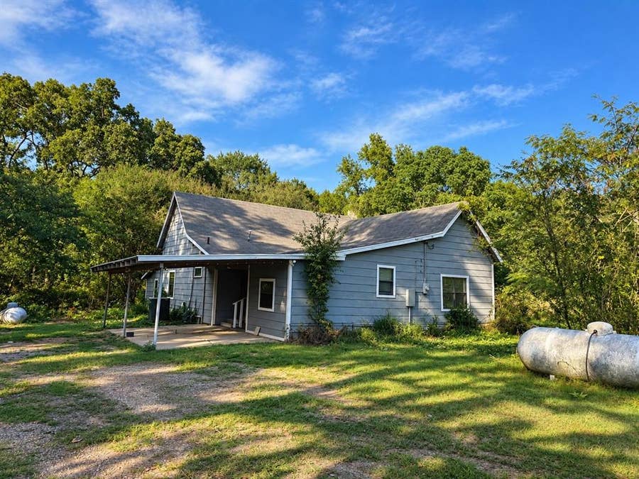 Property photo for 137 County Road 2362, Bagwell, TX