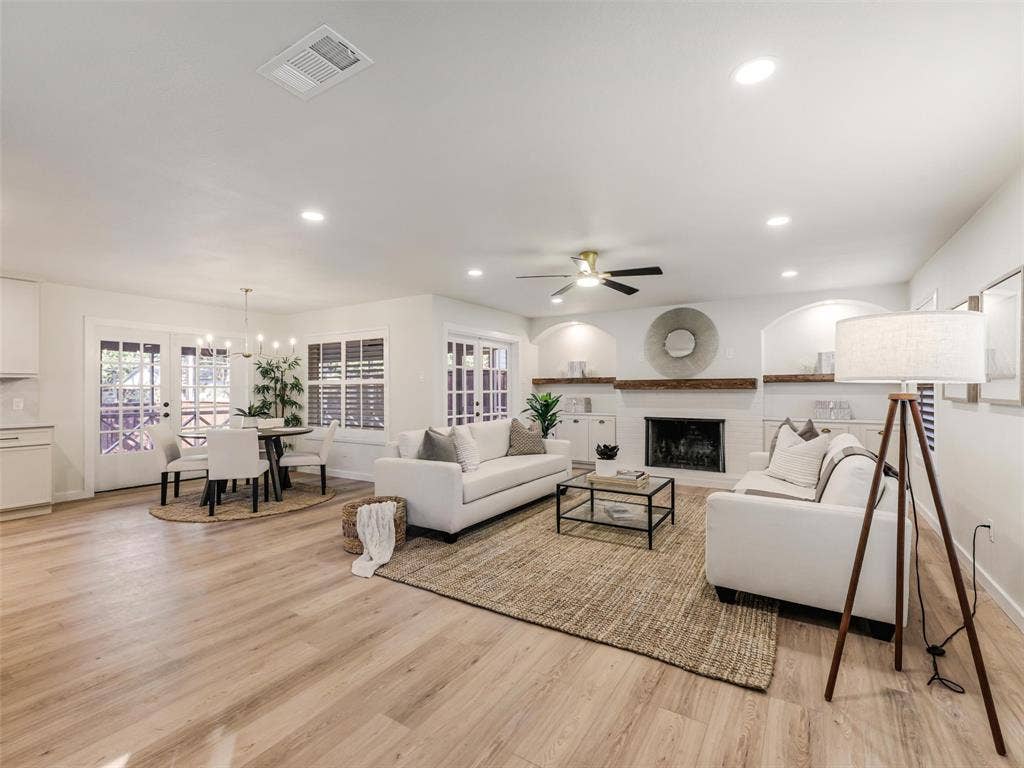 9929 Windledge Drive, Dallas, TX 75238