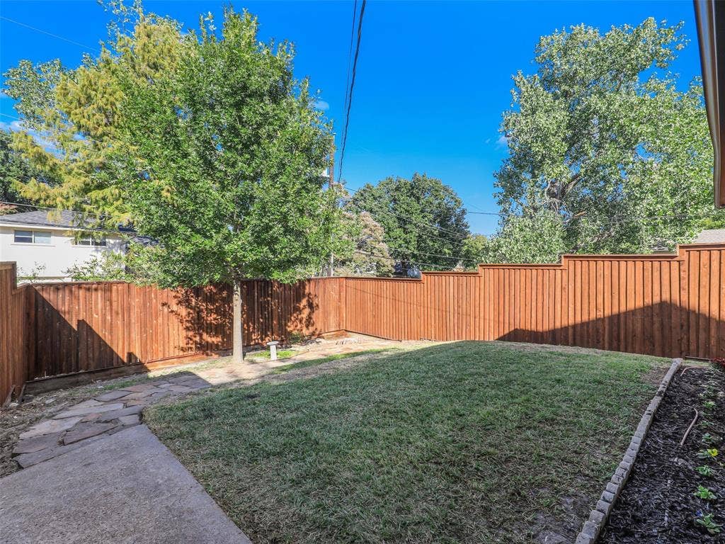 9929 Windledge Drive, Dallas, TX 75238
