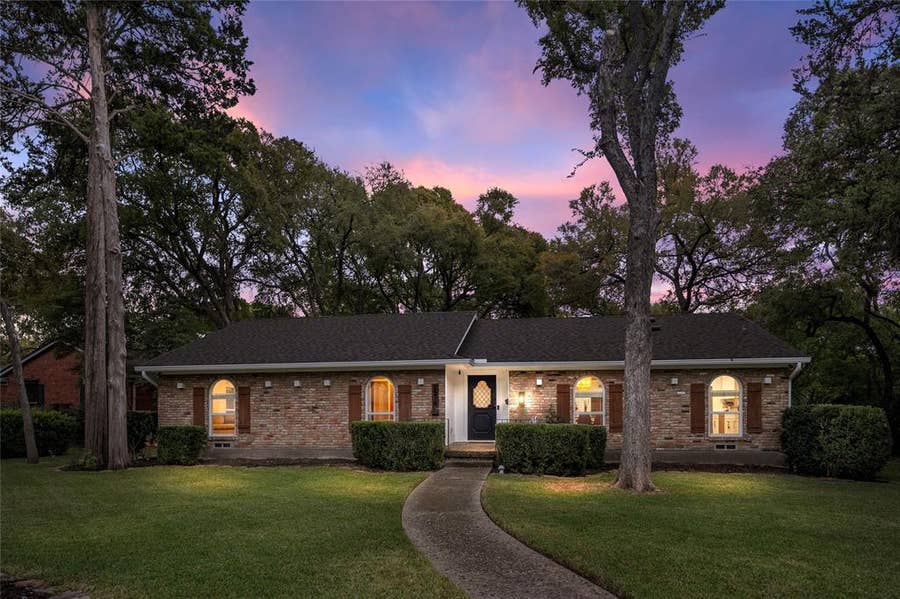 Property photo for 1516 Kiltartan Drive, Dallas, TX