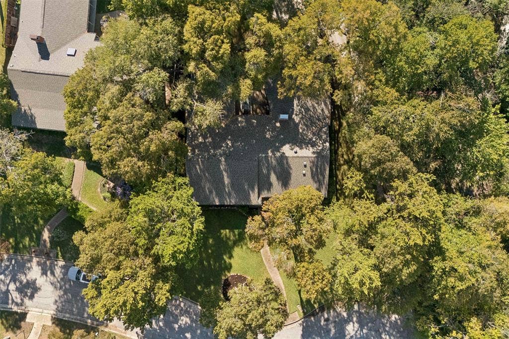 1516 Kiltartan Drive, Dallas, TX 75228 1516 Kiltartan Drive, Dallas, TX 75228