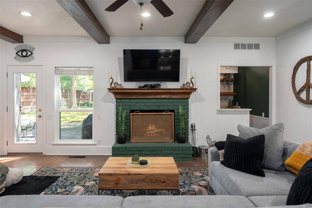 1516 Kiltartan Drive, Dallas, TX 75228 1516 Kiltartan Drive, Dallas, TX 75228