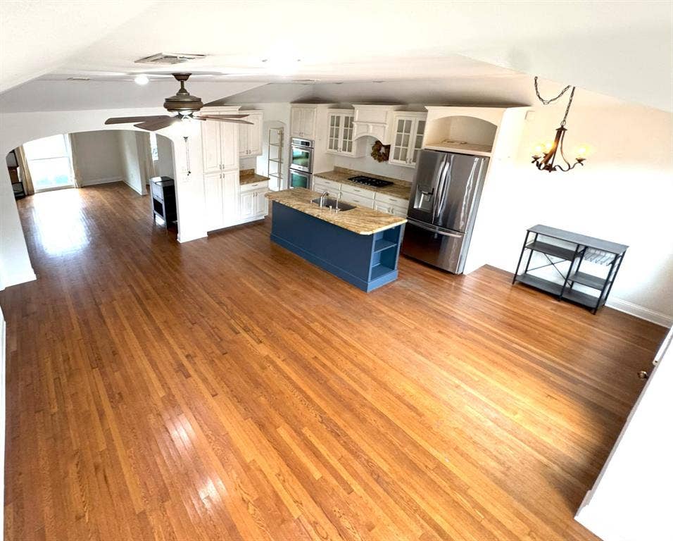 4807 Elsby Avenue, Dallas, TX 75209