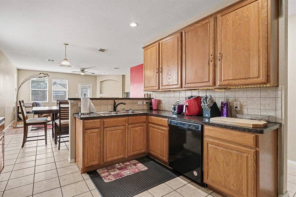 4619 Southampton Boulevard, Garland, TX 75043