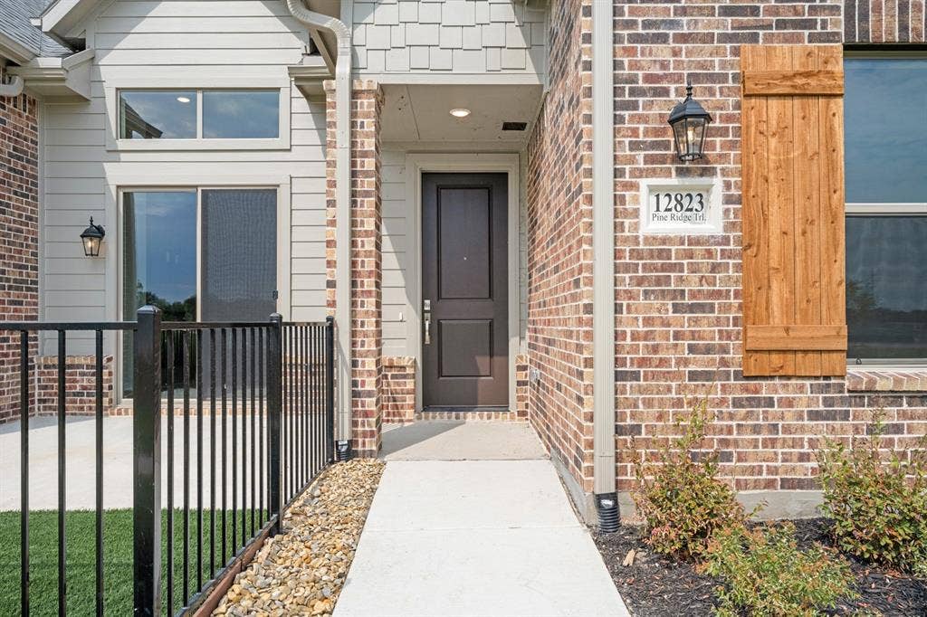 12823 Pine Ridge Trail, Rowlett, TX 75089 12823 Pine Ridge Trail, Rowlett, TX 75089
