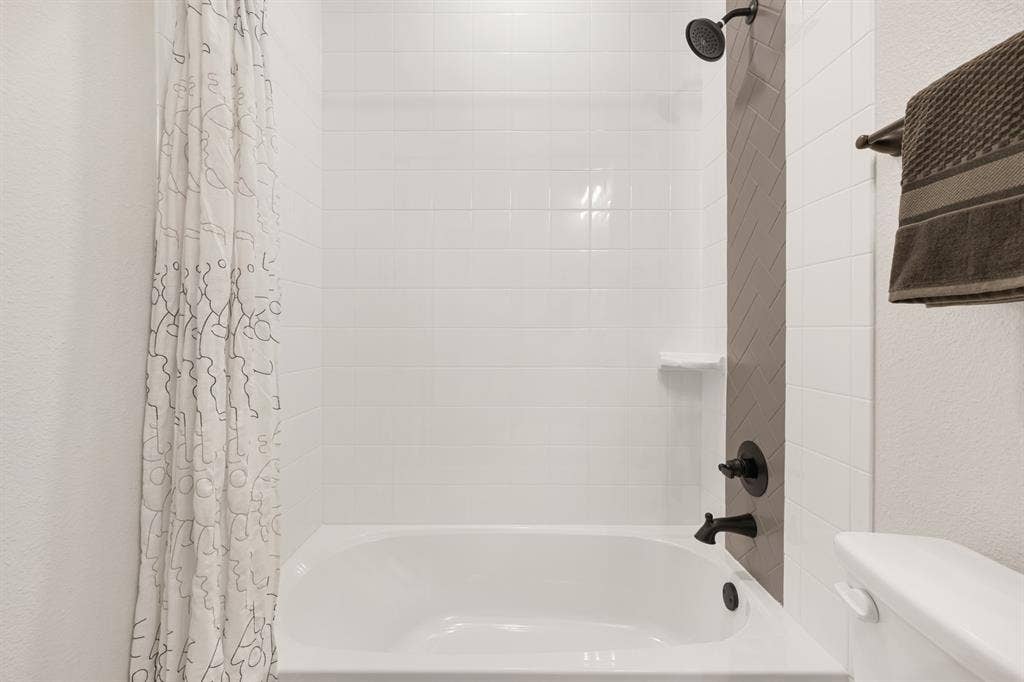 12827 Pine Ridge Trail, Rowlett, TX 75089 12827 Pine Ridge Trail, Rowlett, TX 75089