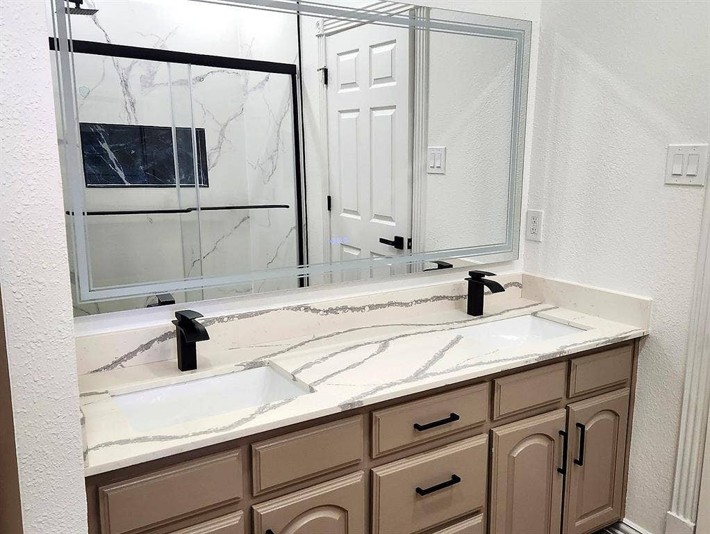 549 Pierce Road, Red Oak, TX 75154 549 Pierce Road, Red Oak, TX 75154