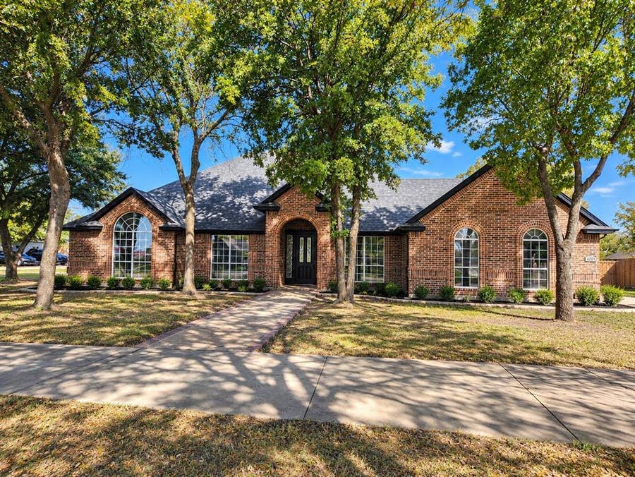 Property photo for 549 Pierce Road, Red Oak, TX