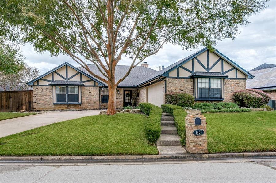 Property photo for 3405 Ruidoso Drive, Arlington, TX