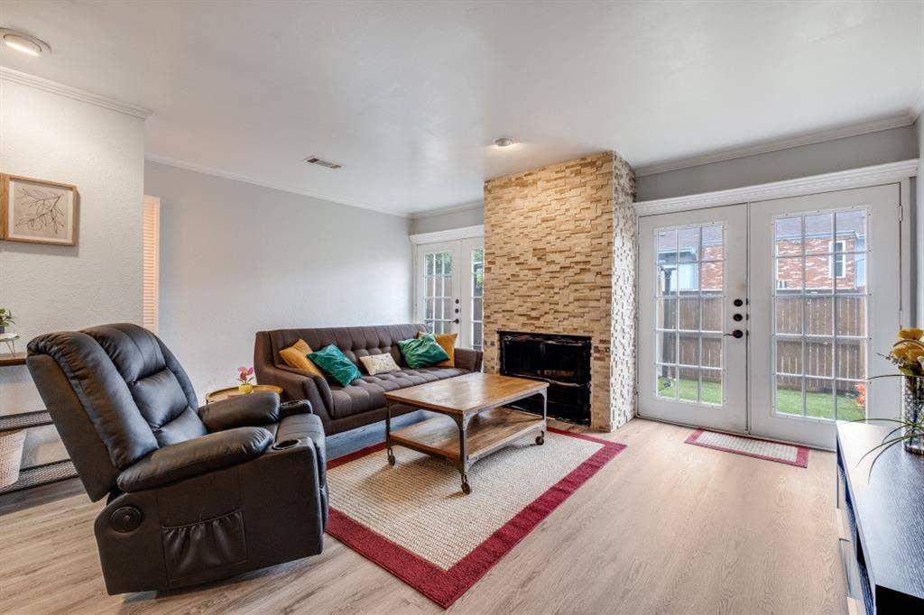 2816 Wycliff Avenue, Dallas, TX 75219 2816 Wycliff Avenue, Dallas, TX 75219